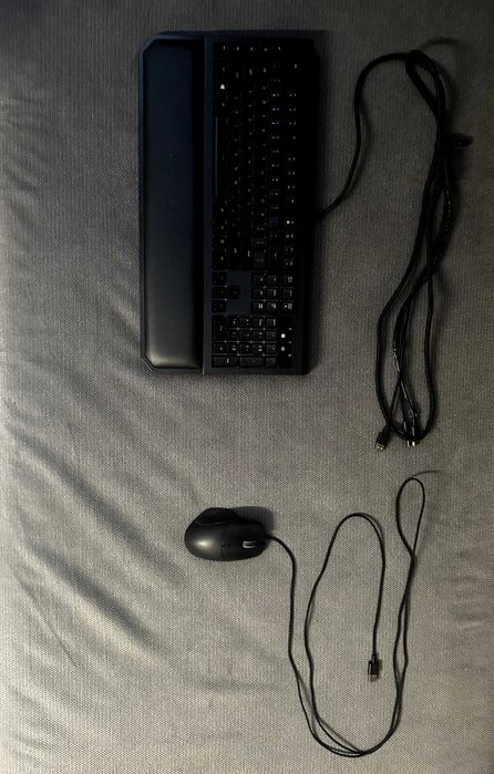 Set tastatura + mouse de gaming RAZER