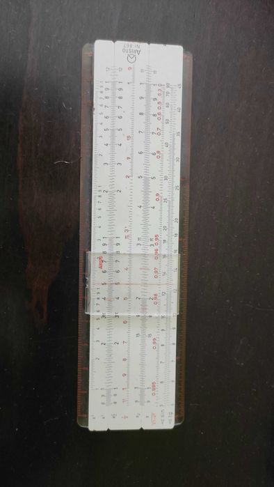 Продавам логаритмична линийка Aristo 867 + bonus