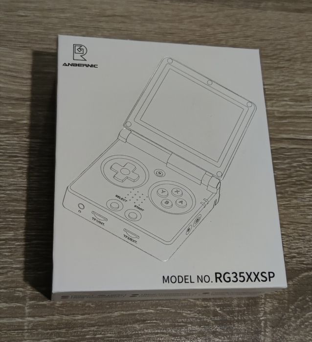 Anbernic RG35XXSP 3.5" IPS, 1 + 64 GB, Wi-Fi 5, BT 4.2, Linux - само разопакован