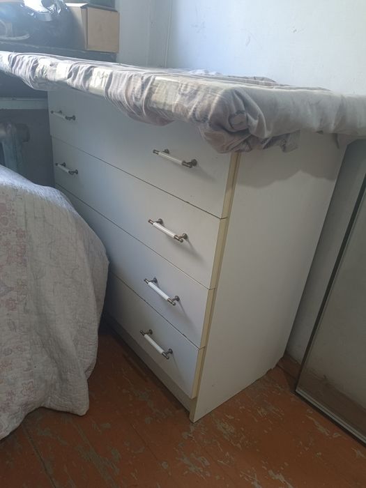 Продам камод в хорошем состоянии