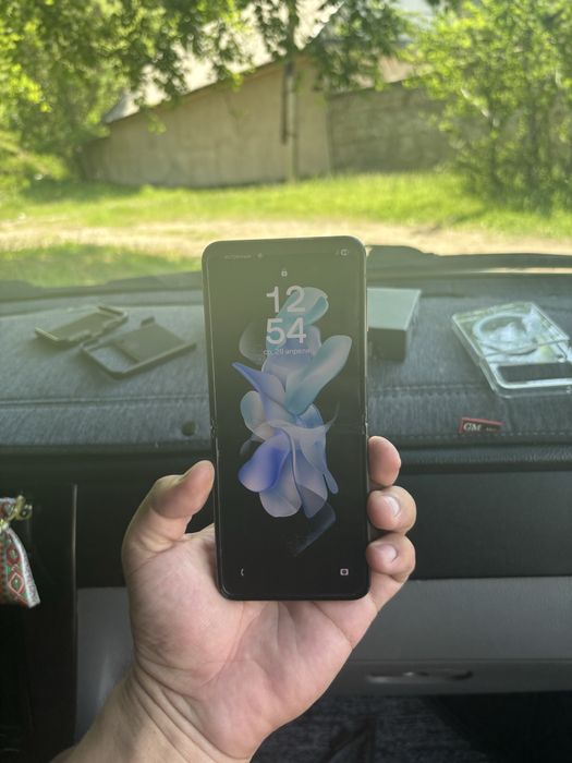 Samsung z flip4 128gb