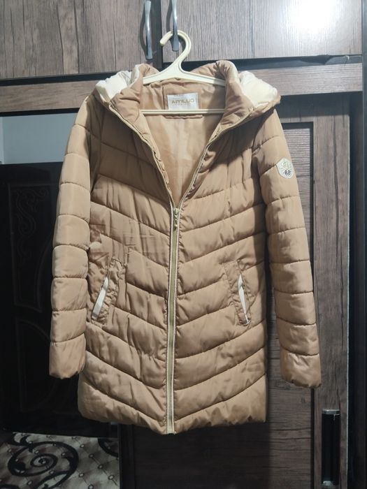 Продам куртку в хорошем состоянии