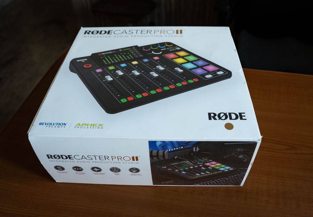 Consolă Audio / Mixer Studio RodeCaster Pro II - Impecabil