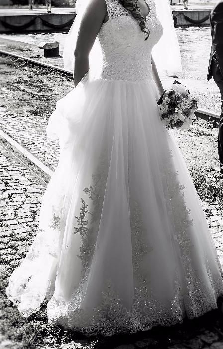 Rochie de Mireasa tip PRINTESA + crinolina