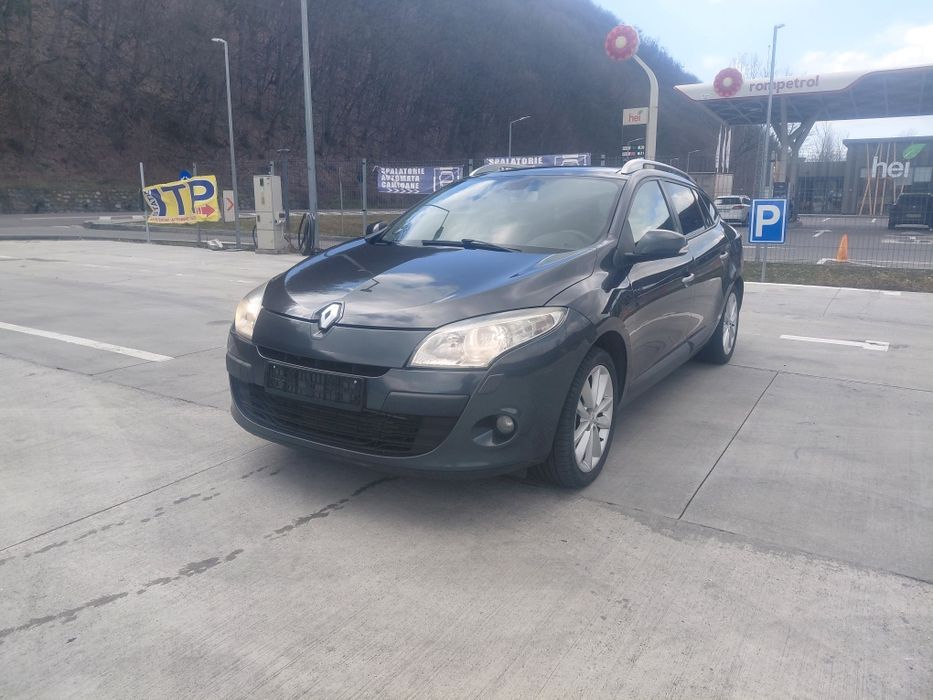 Renault megane lll 1,9 diesel 130 cai an 2010 euro 5  full dotarii Panoramic/Cheie let *s  go/entry/Carlig/
Masina este adusa
