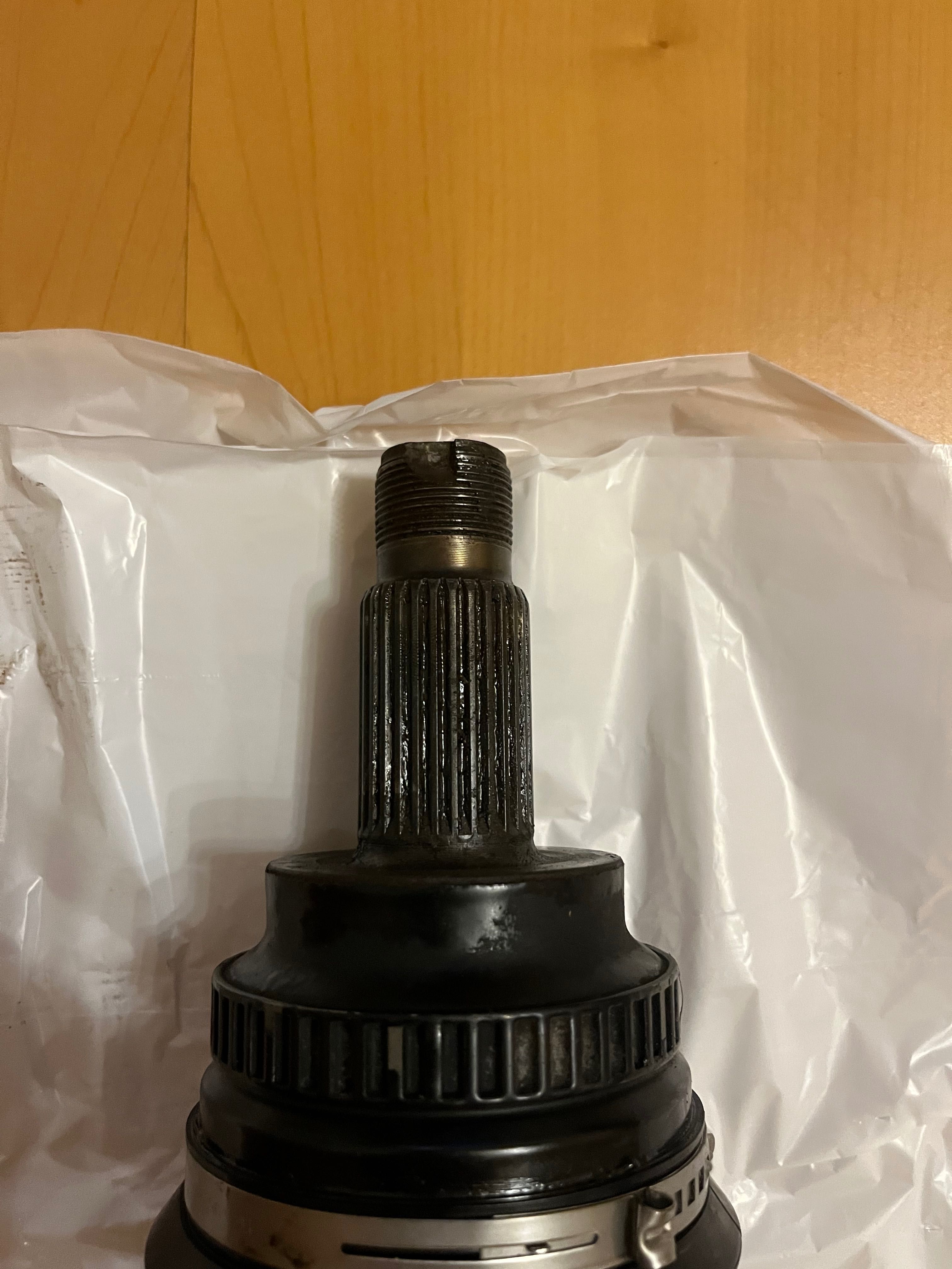 Предна лява полуоска за BMW e90/91 330d X-Drive гр. Плевен Дружба 1 ...