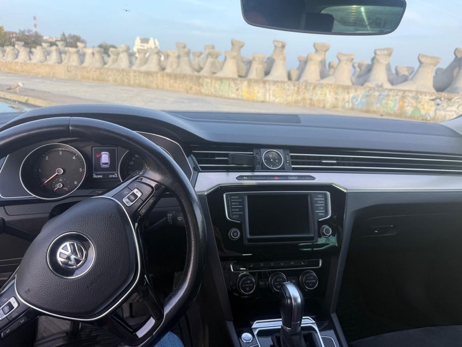 VOLKSWAGEN Passat 2015 — imagine 2