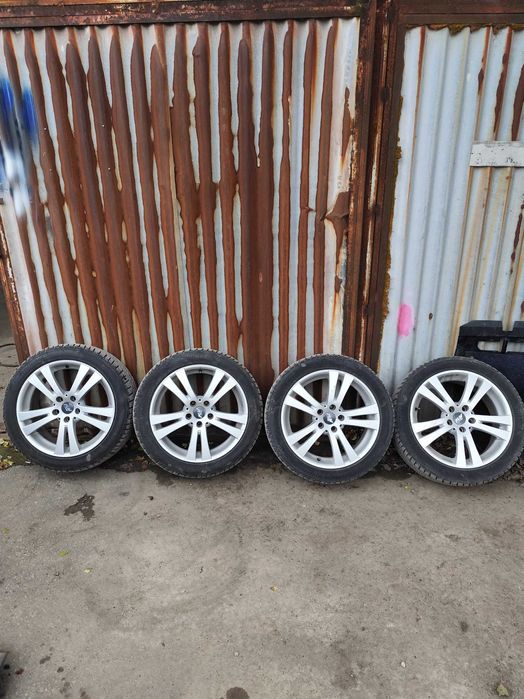 Комплект джанти със зимни гуми 5*110 17