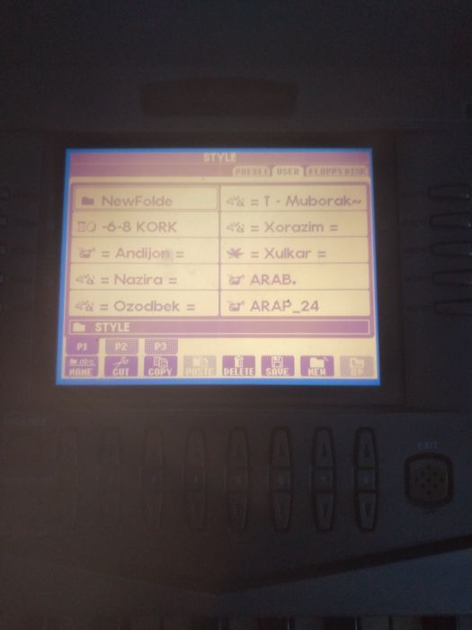 Yamaha psr 2100.