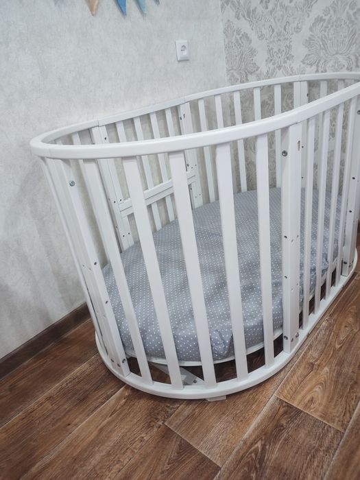 Продаю детскую кроватку