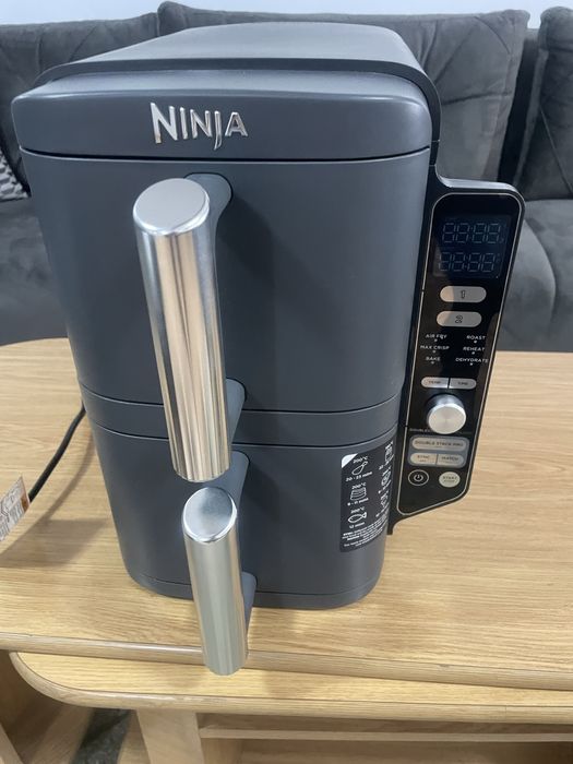 Friteuza cu aer cald Ninja Double Stack XL