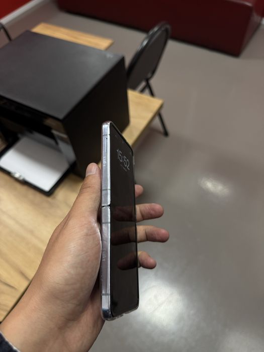 Samsung Galaxy Z Flip 4