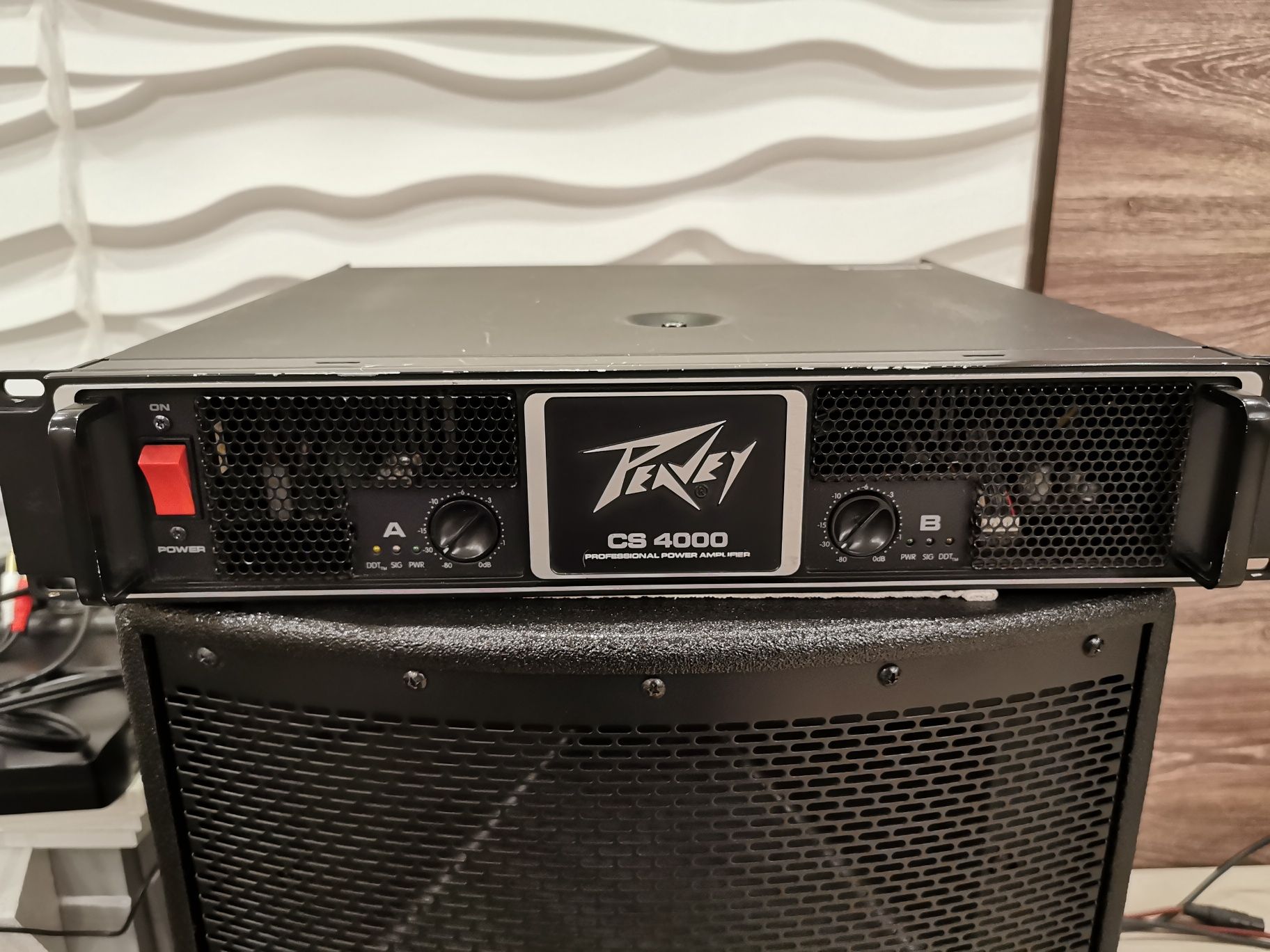 Cs 4000. Усилитель Peavey. Усилитель Peavey CS ламповый СССР.