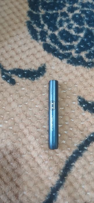 Kit IQOS ILUMA i Midnight Black (Carcasă + Stilou)