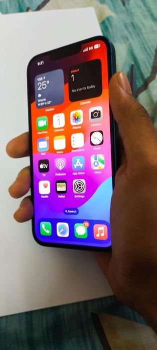 iPhone 13 128 гь синий