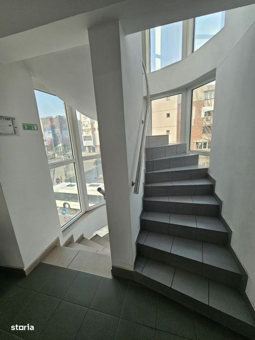 Spatiu comercial, 495 mp utili, zona Centrala