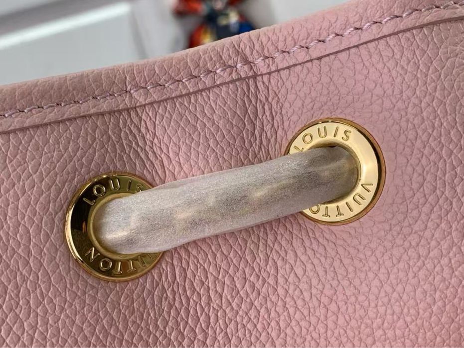 Geanta LV piele cu cutie