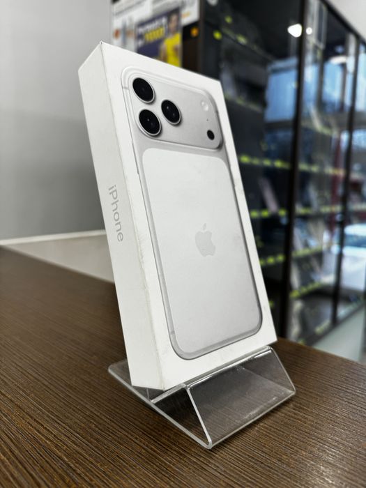 iPhone 17 Pro Max / 512GB / NOU / Garantie 12 luni