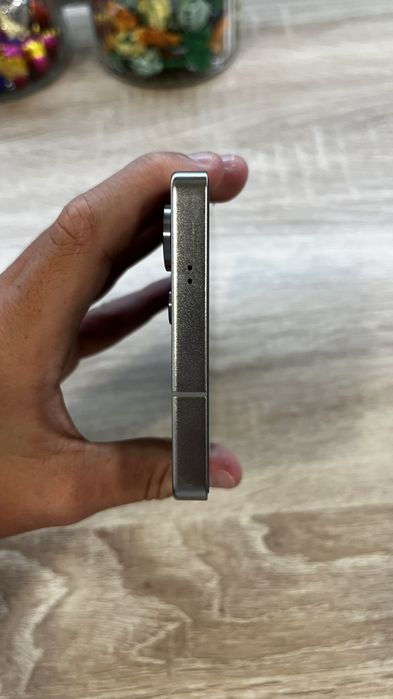 Samsung s25 ultra 1tb.