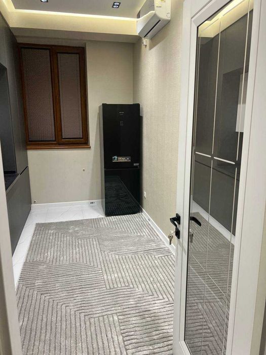 Сағбонда 3 хоналик квартира сотилади (3/2/10)