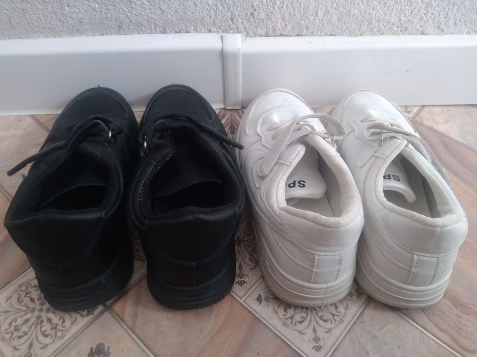 Кроссовка белый,черный 33,34,35размер