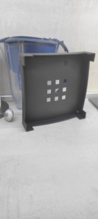 Черен салфетник с топче