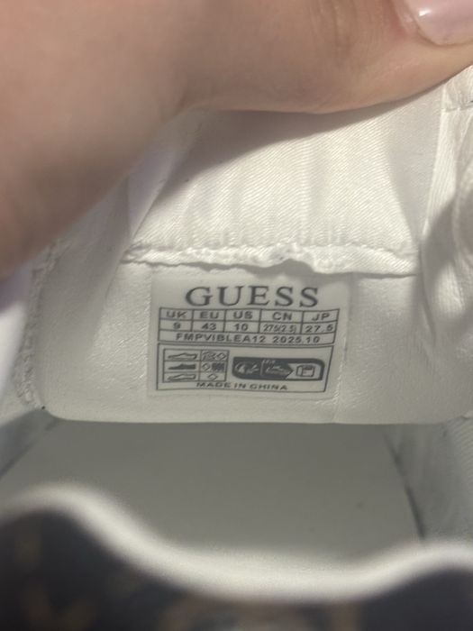 adidasi eleganti guess
