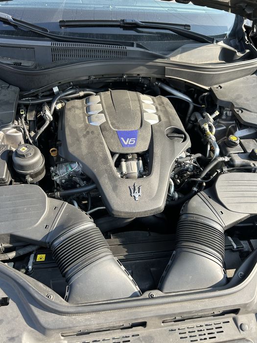 Продавам Maserati Levante на части