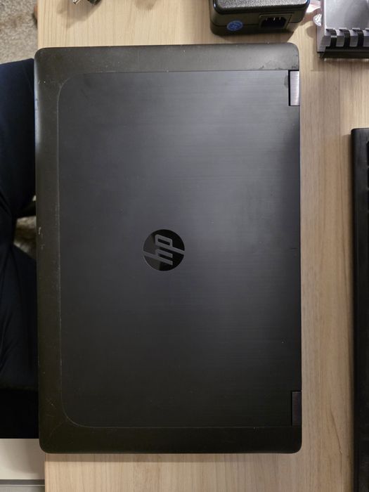 Hp Zbook 17 g2 i7 4800 16gb ram nvidia quadro k3100 4gb