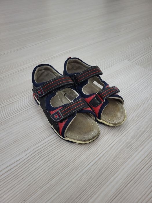 Продам сандали biker размер 30