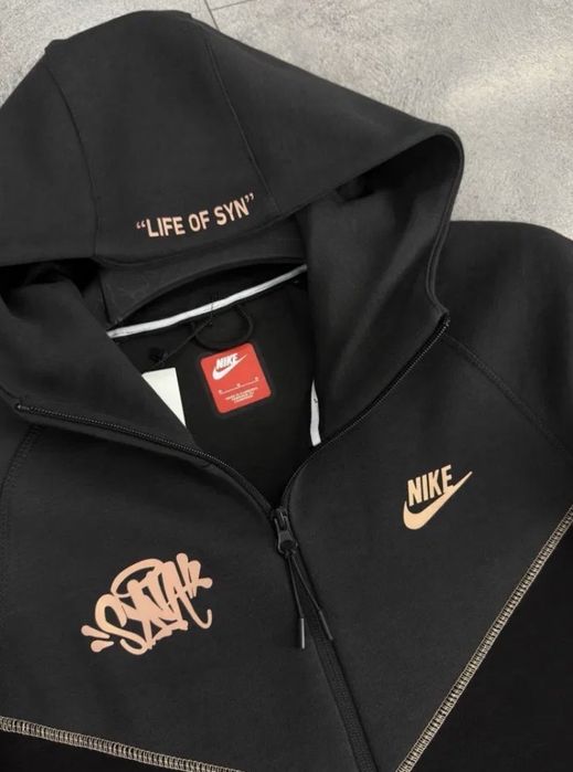Nike Sportswear Tech Fleece x Central Cee "Life of Syn".