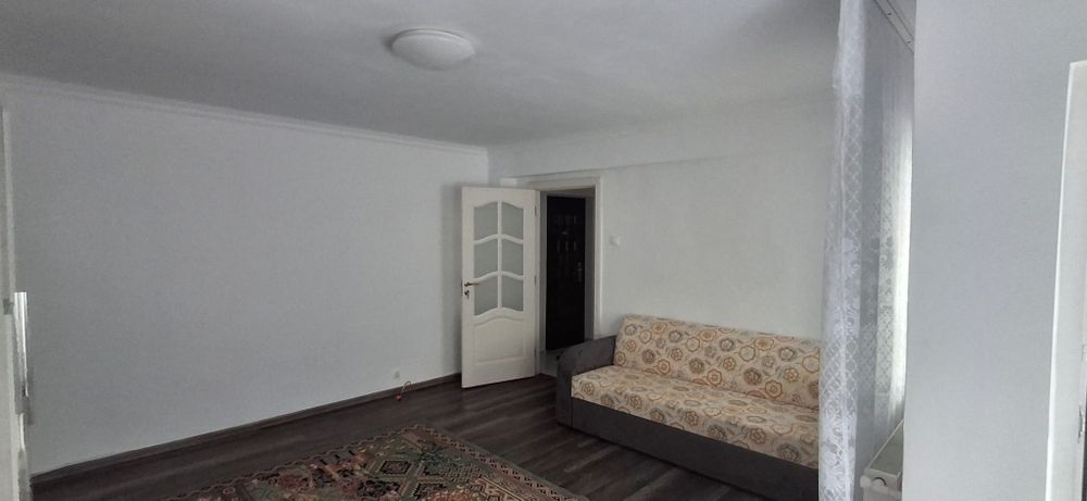 Inchiriez apartament 2 camere
