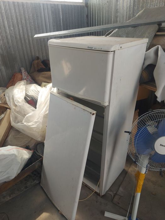 Продам холодильники и другое