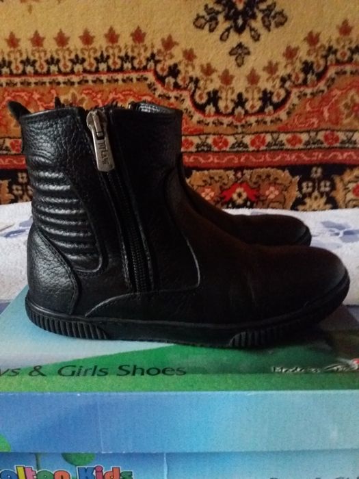 Продам    фирменную    обувь