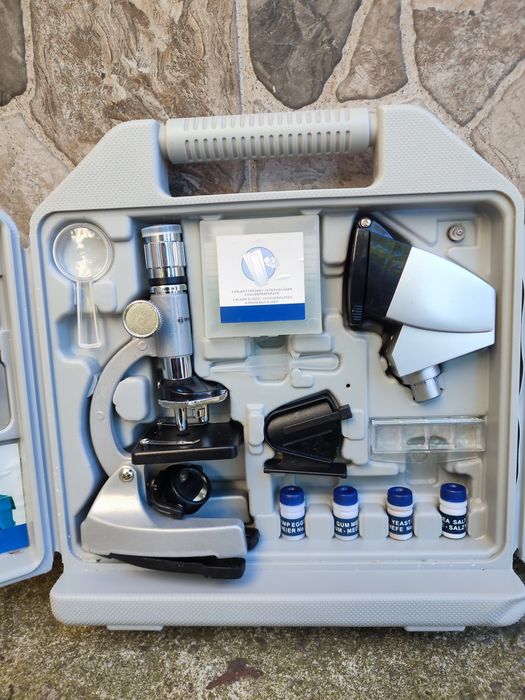 Trusă microscop Bresser