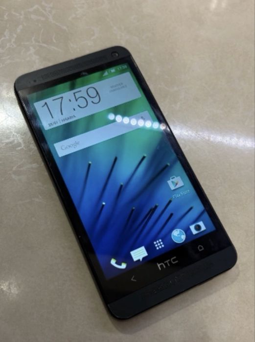 5 стари работещи телефона