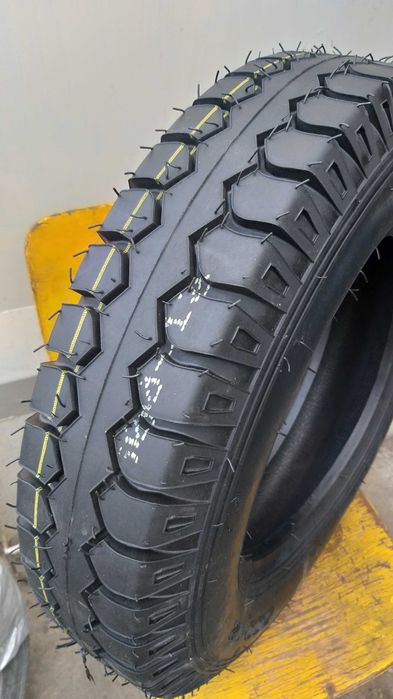 Продаётся пакрышка-шины для мотороллеры