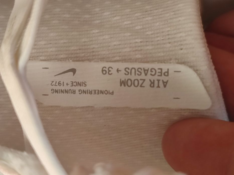Nike airzoom (white) 43