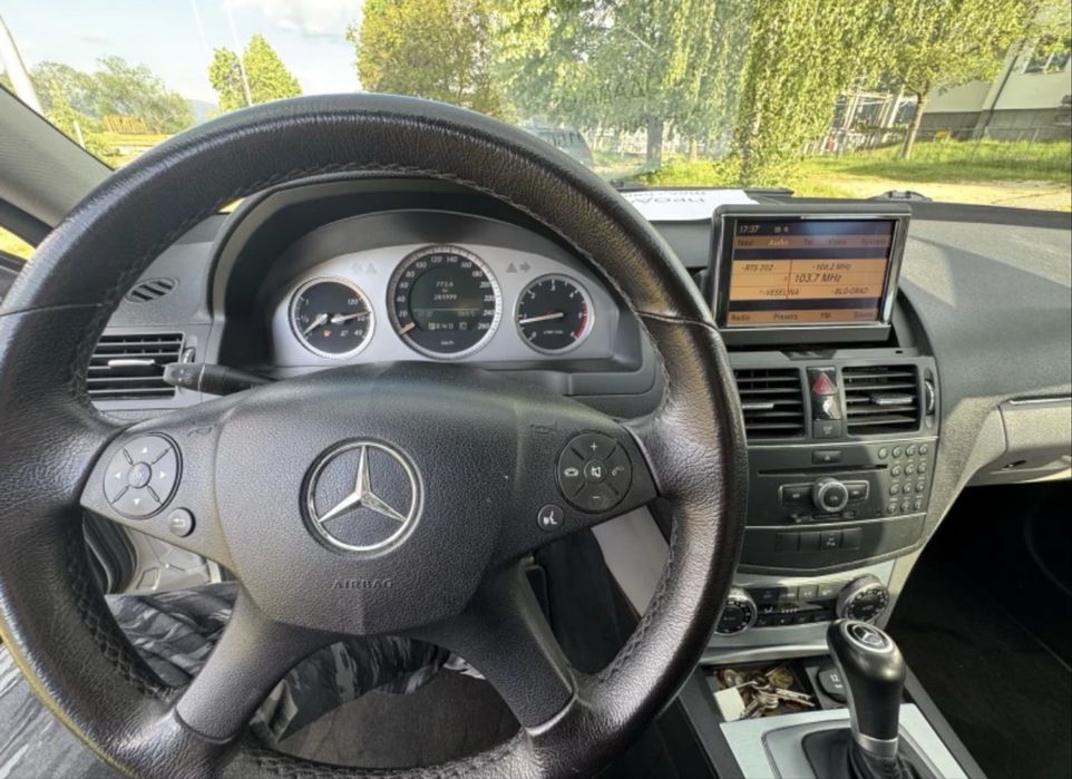 Mercedes class W204 136кс