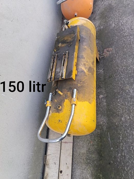 Kompressor bochka lari srochna sotiladi