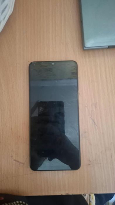 Продам телефон  самсунг М12