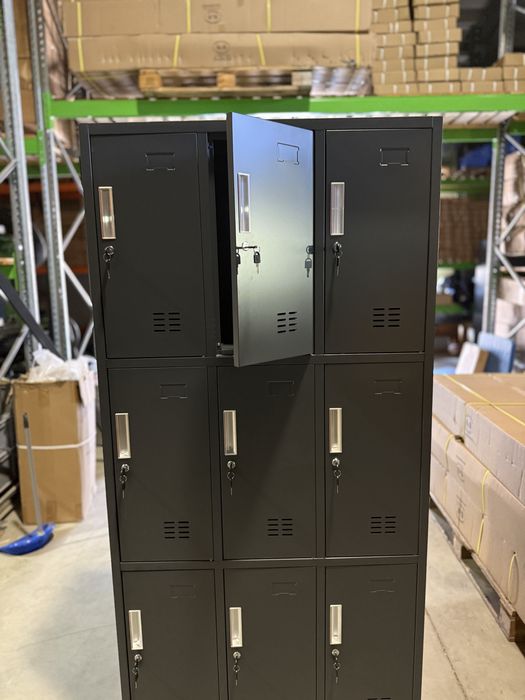 Метални съблекални и архивни шкафове