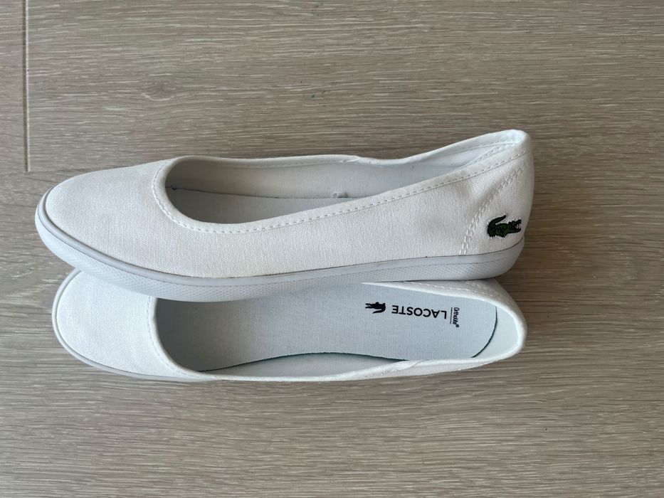 Дамски балетки, размер 37.5. Lacoste. Син и бял