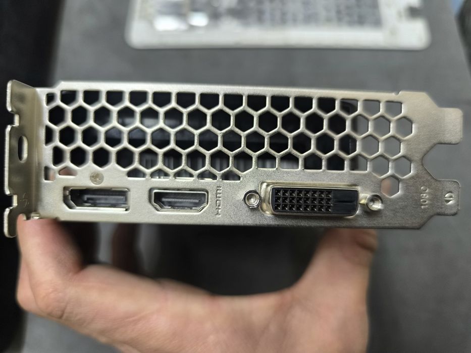 Видеокарта  Geforce GTX 1050Ti