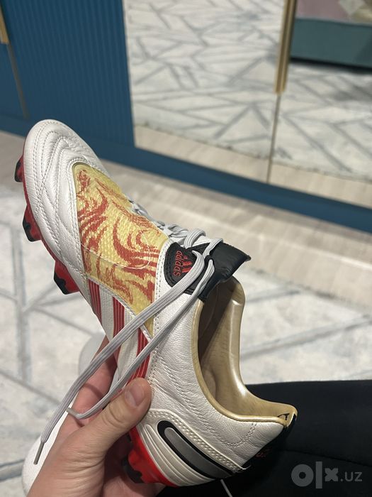 Редкие лимитированые бутсы Adidas Predator Pulse II Dragon