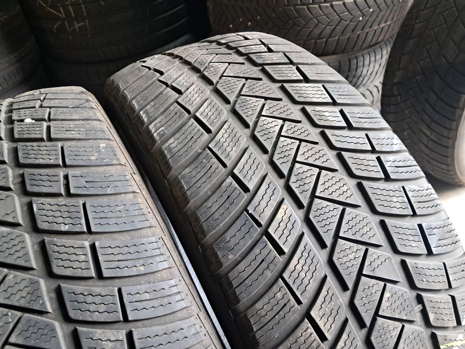 Anvelope second iarna 245 45 R20 Vredestein