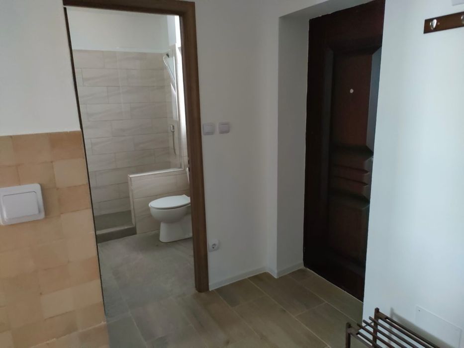 Garsoniera cu Loc de Parcare Privat si Centrală. Parter.   1 Mai in Bloc Nou 2022. Proprietar