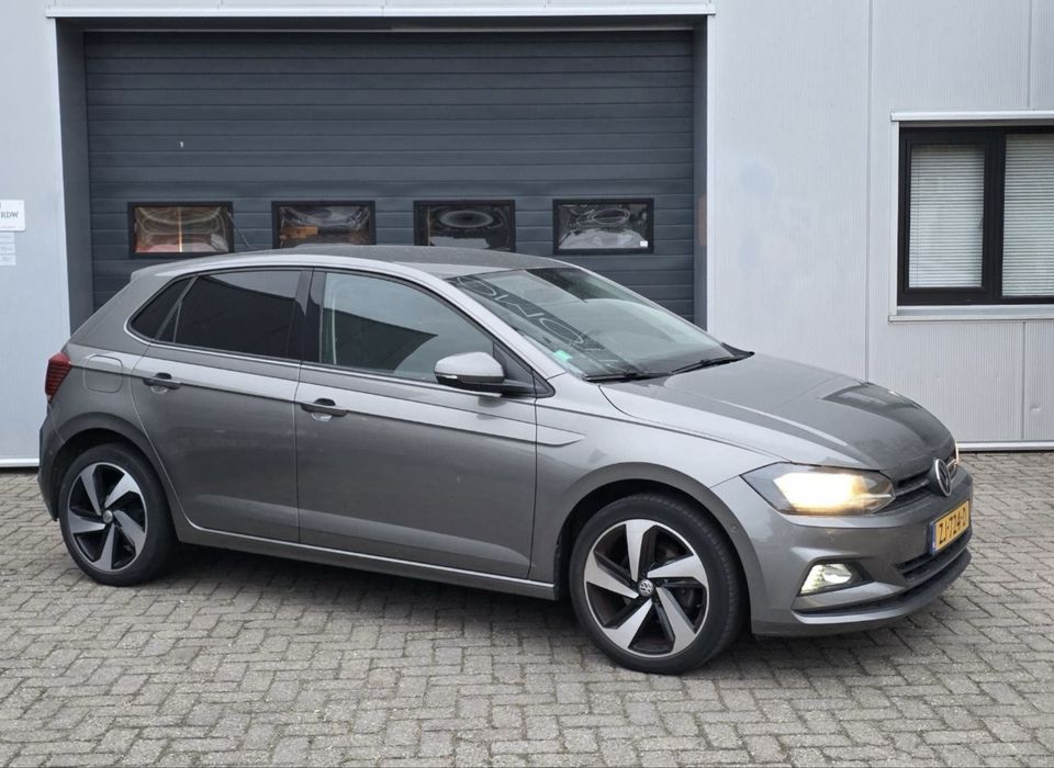 VOLKSWAGEN Polo 2019 — imagine 1