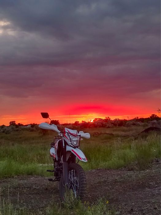 Продам эндуро sycmcc 250