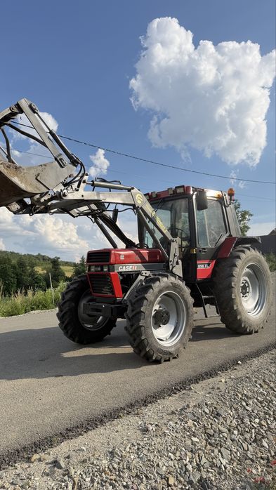 Tractor Case 856 xl cu incarcator frontal cu crocodil 4x4